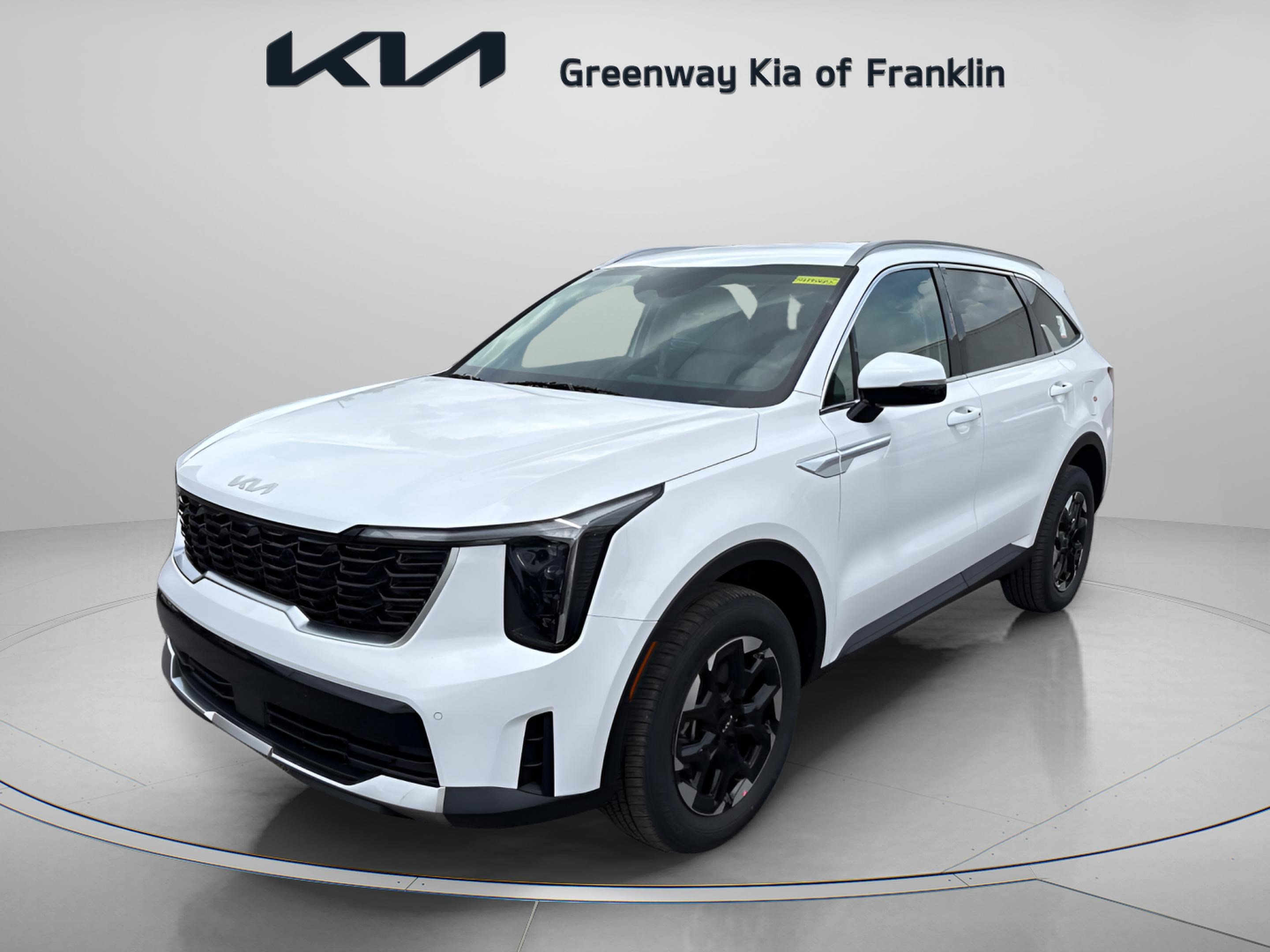 2025 Kia Sorento S photo 3