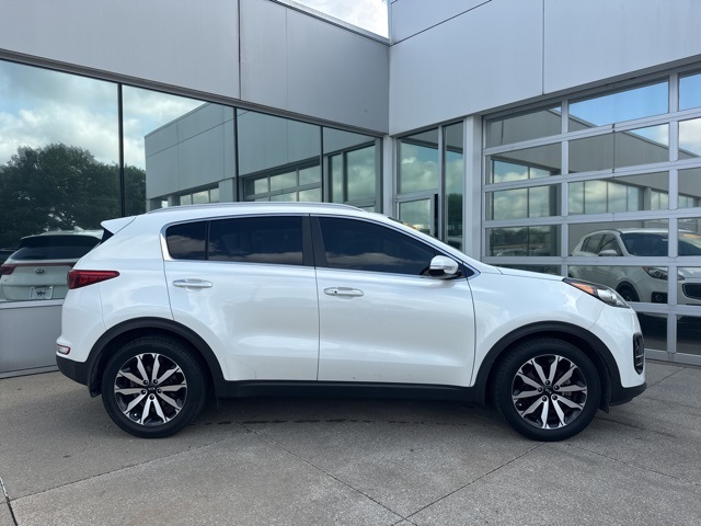 2018 Kia Sportage EX photo 3