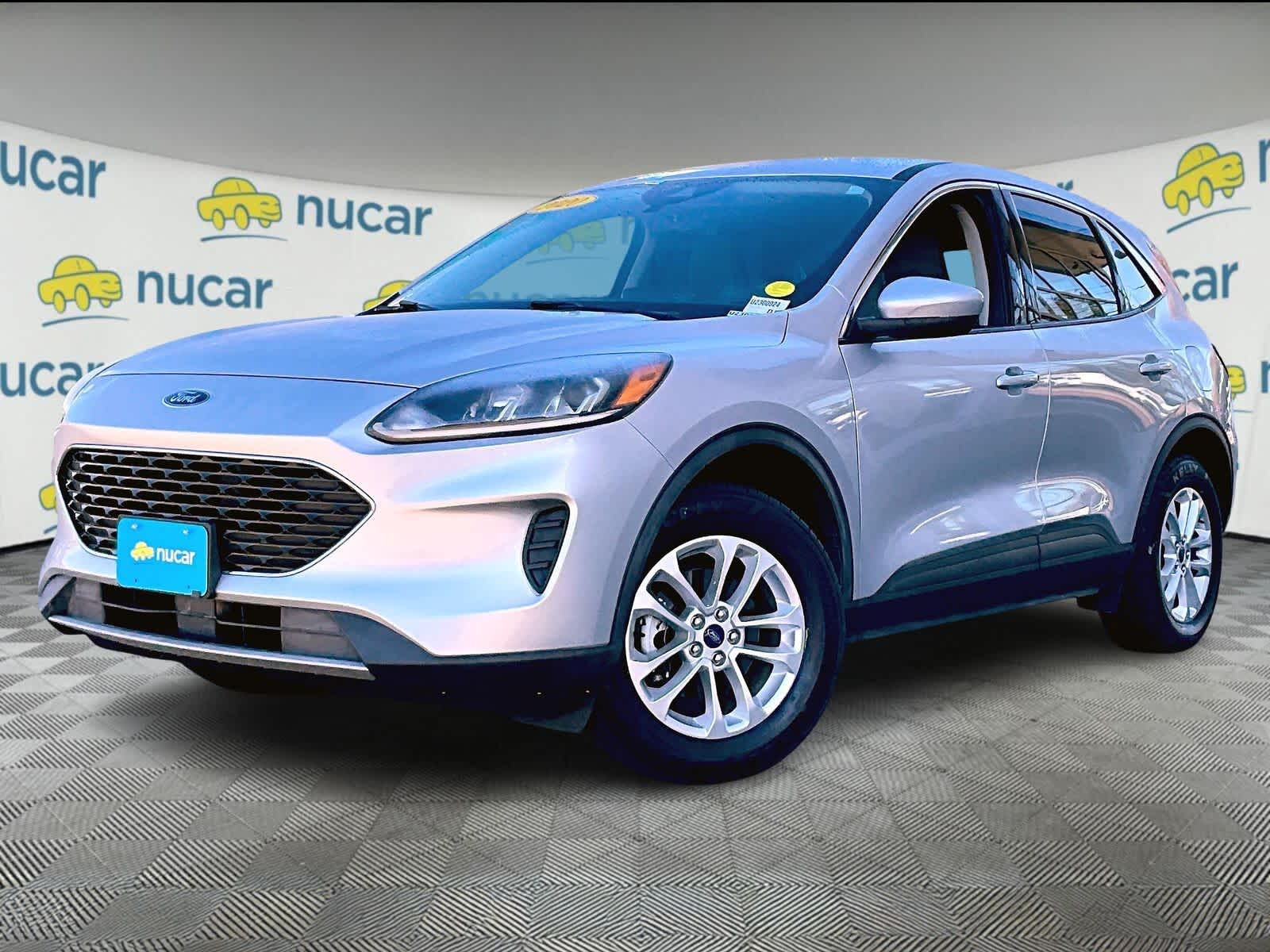 2020 Ford Escape SE photo 3