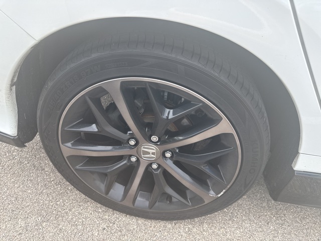2020 Honda Civic Sport photo 13