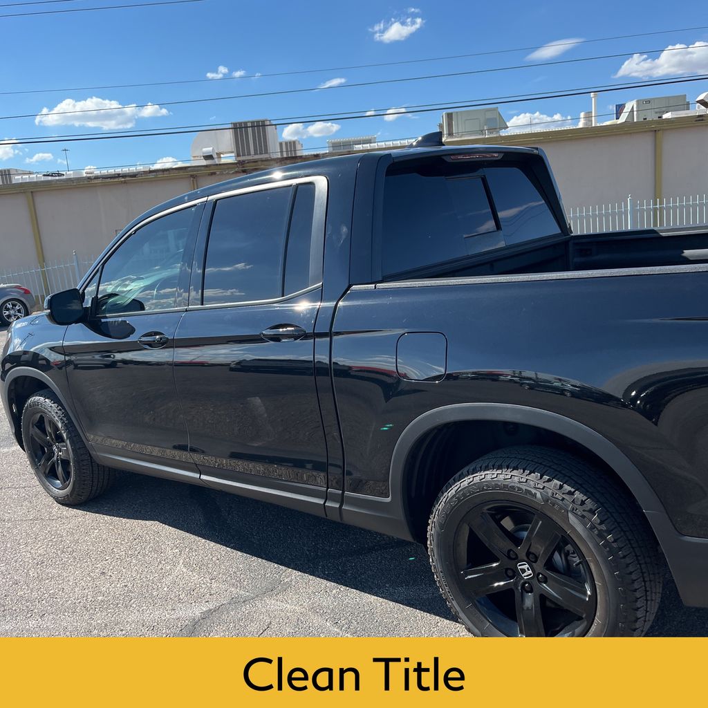 2023 Honda Ridgeline Black Edition photo 4