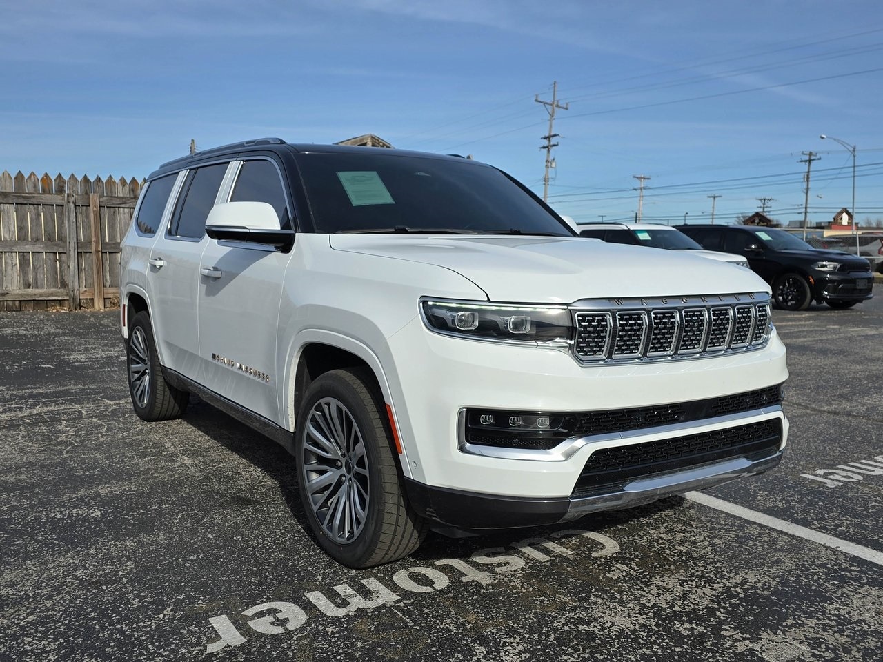 2022 Jeep Grand Wagoneer Series III's photo