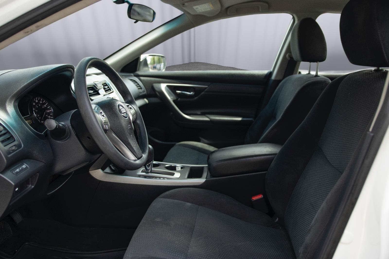 Used 2015 Nissan Altima S with VIN 1N4AL3AP7FC483198 for sale in Vernon, CT