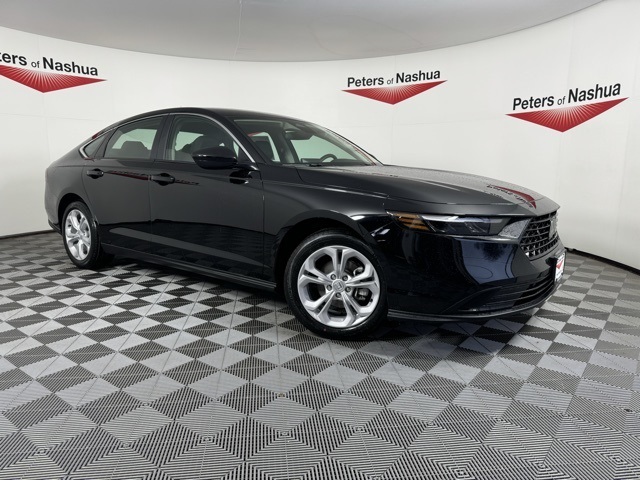 2025 Honda Accord LX's photo