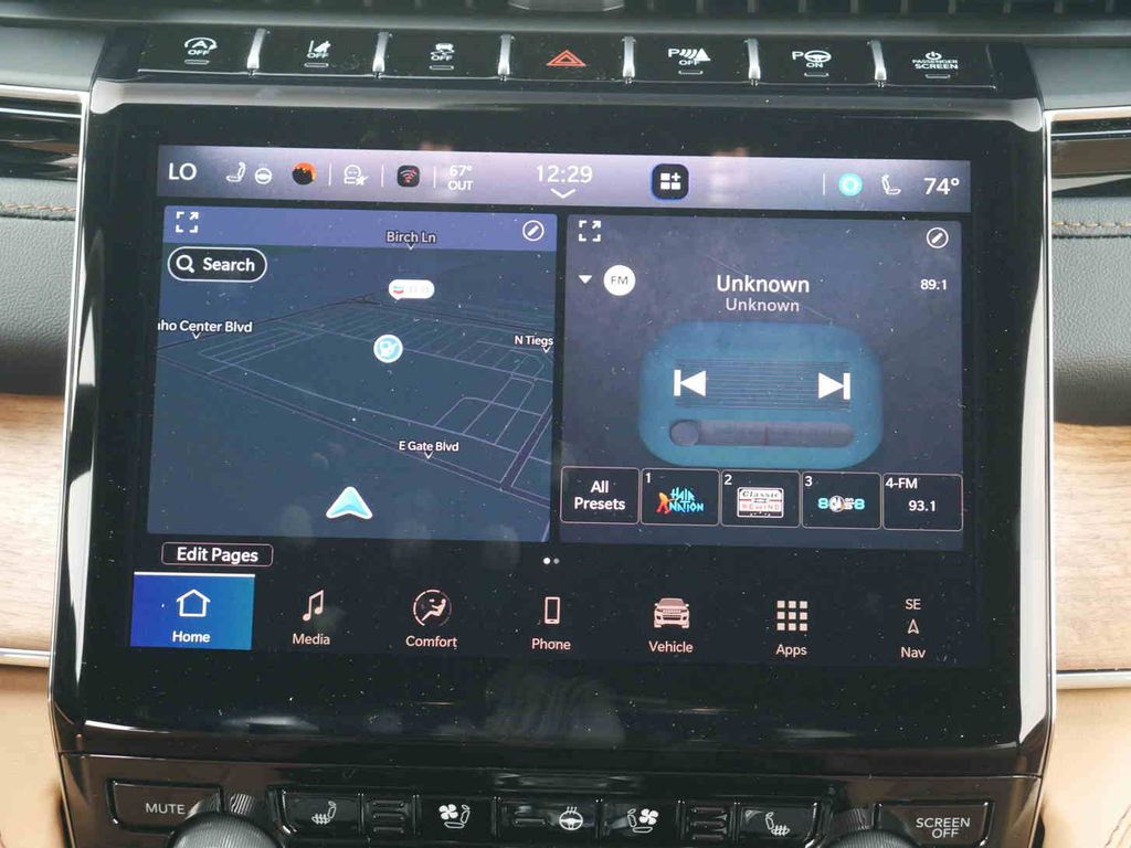 2025 Jeep Grand Cherokee Summit photo 3