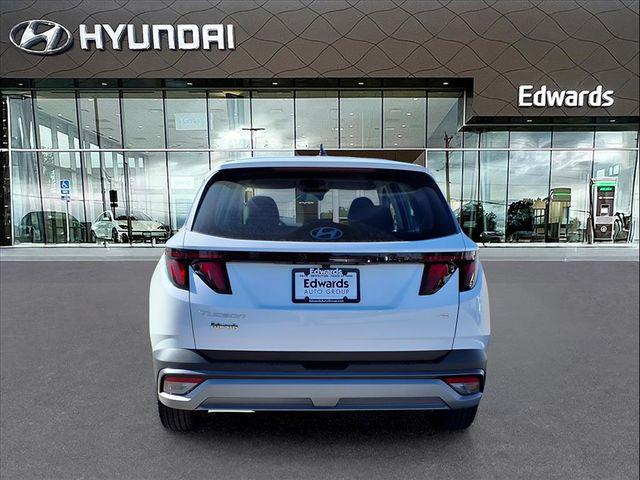 2025 Hyundai Tucson SE photo 3