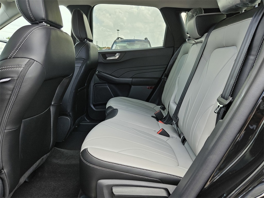 2025 Ford Escape Plug-In Hybrid photo 24