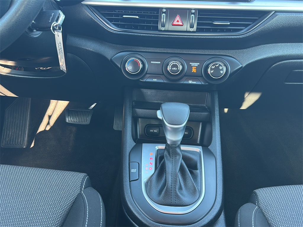 2023 Kia Forte LXS photo 16