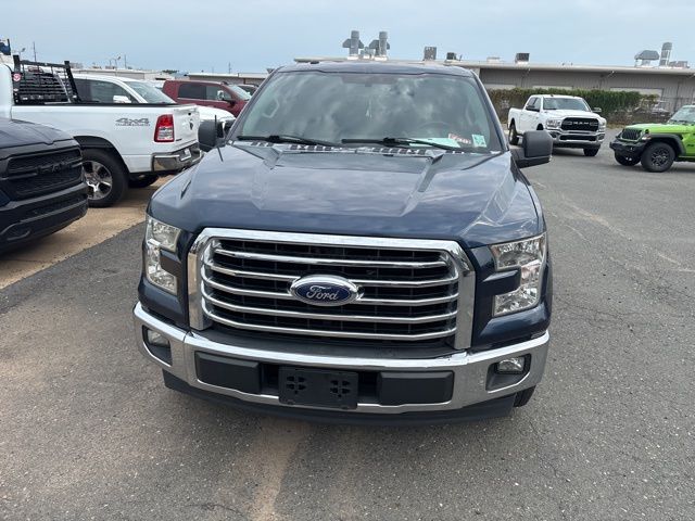 2017 Ford F-150 XLT photo 2