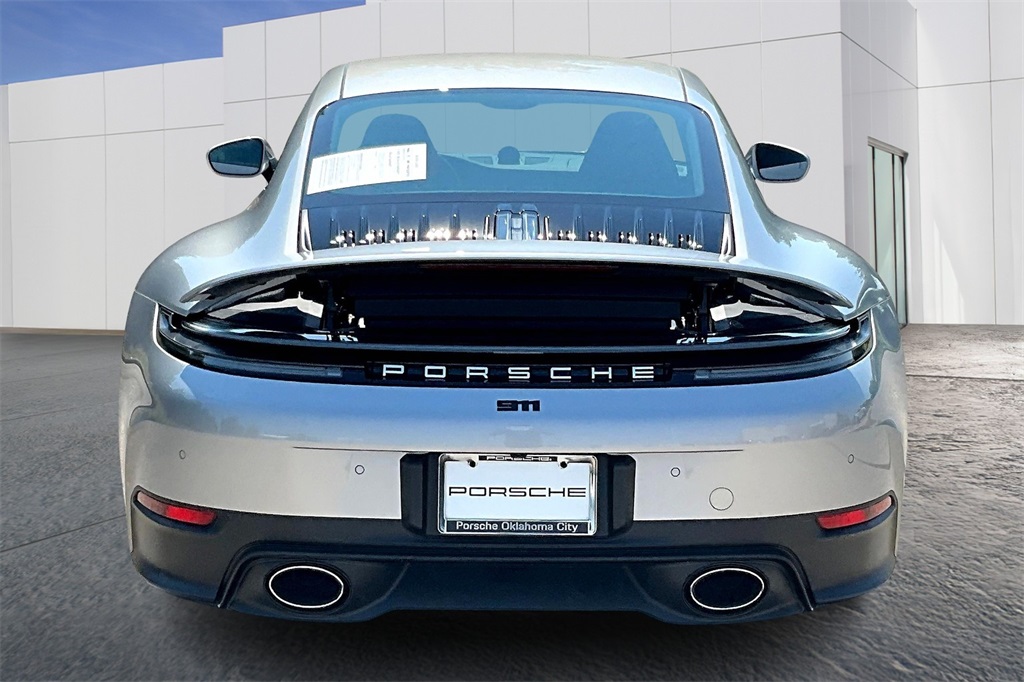 2025 Porsche 911 photo 6