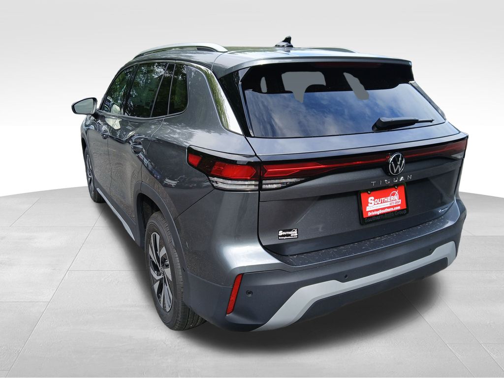 2025 Volkswagen Tiguan S photo 3