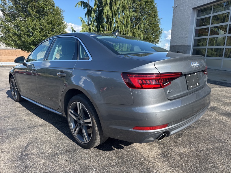 2018 Audi A4 2.0T Premium Plus Quattro photo 4