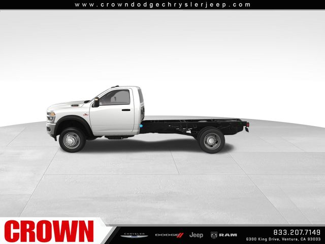 2025 Ram 4500 Tradesman photo 3