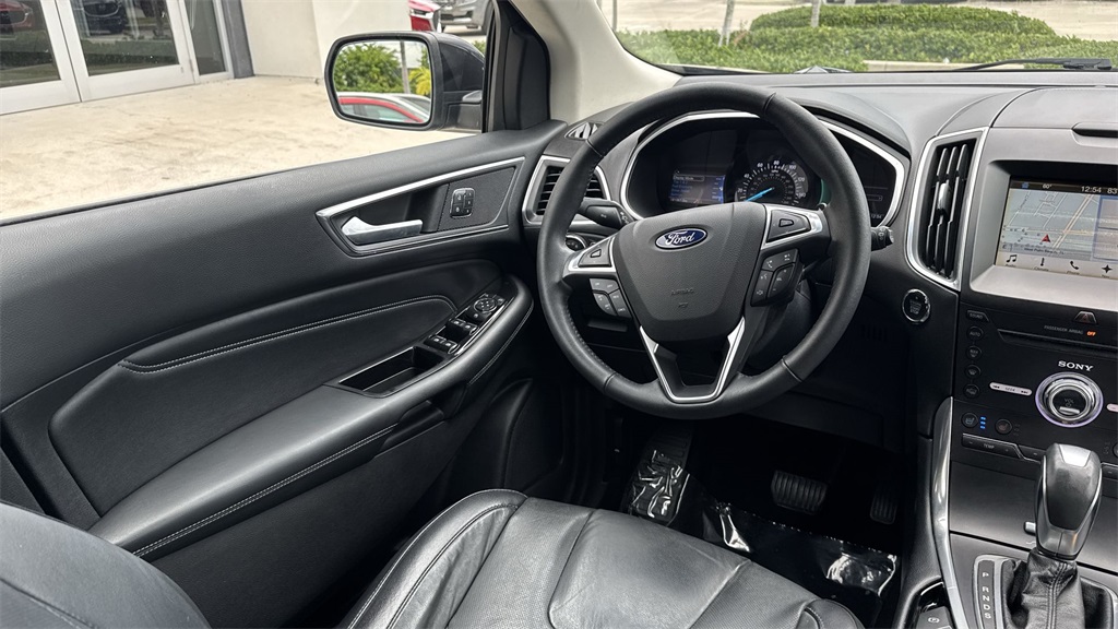 2017 Ford Edge Titanium photo 20