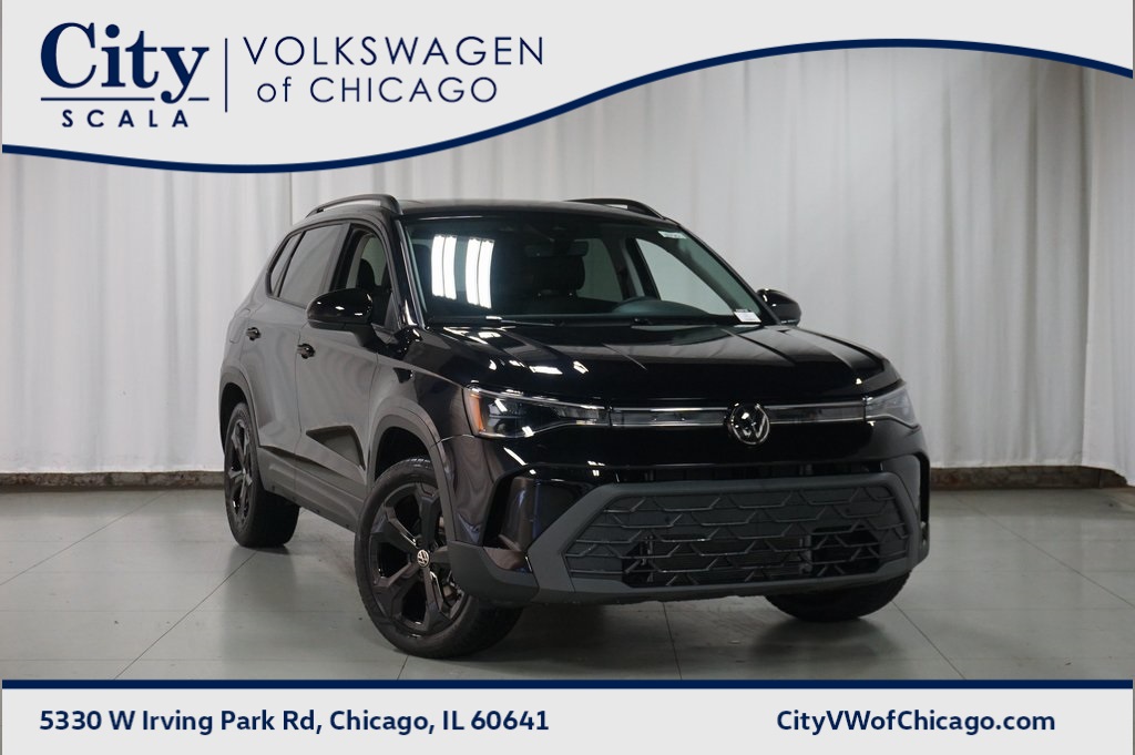 2026 Volkswagen Taos SE Black's photo