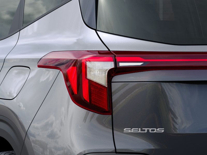 2026 Kia Seltos LX photo 11