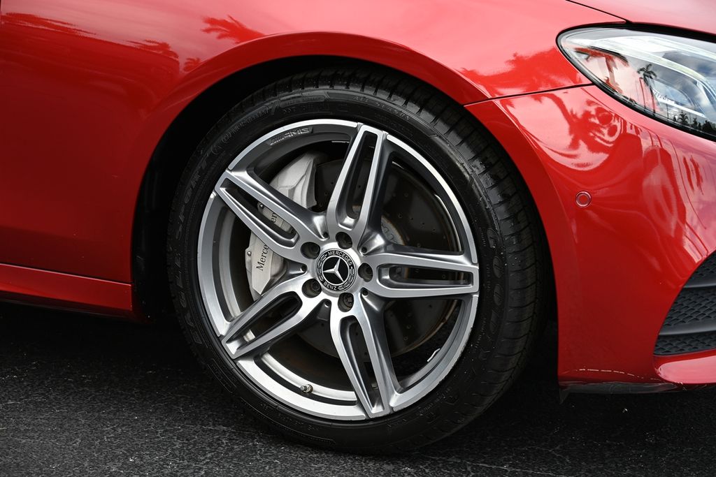 2019 Mercedes Benz E 300 photo 8