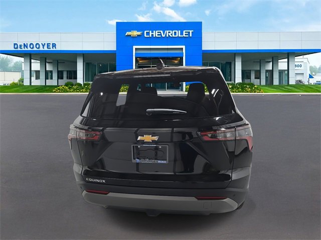 2026 Chevrolet Equinox LT photo 5