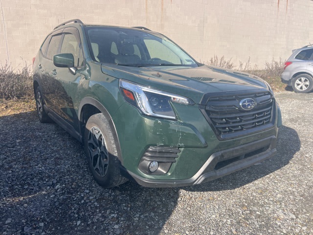 2023 Subaru Forester Premium's photo