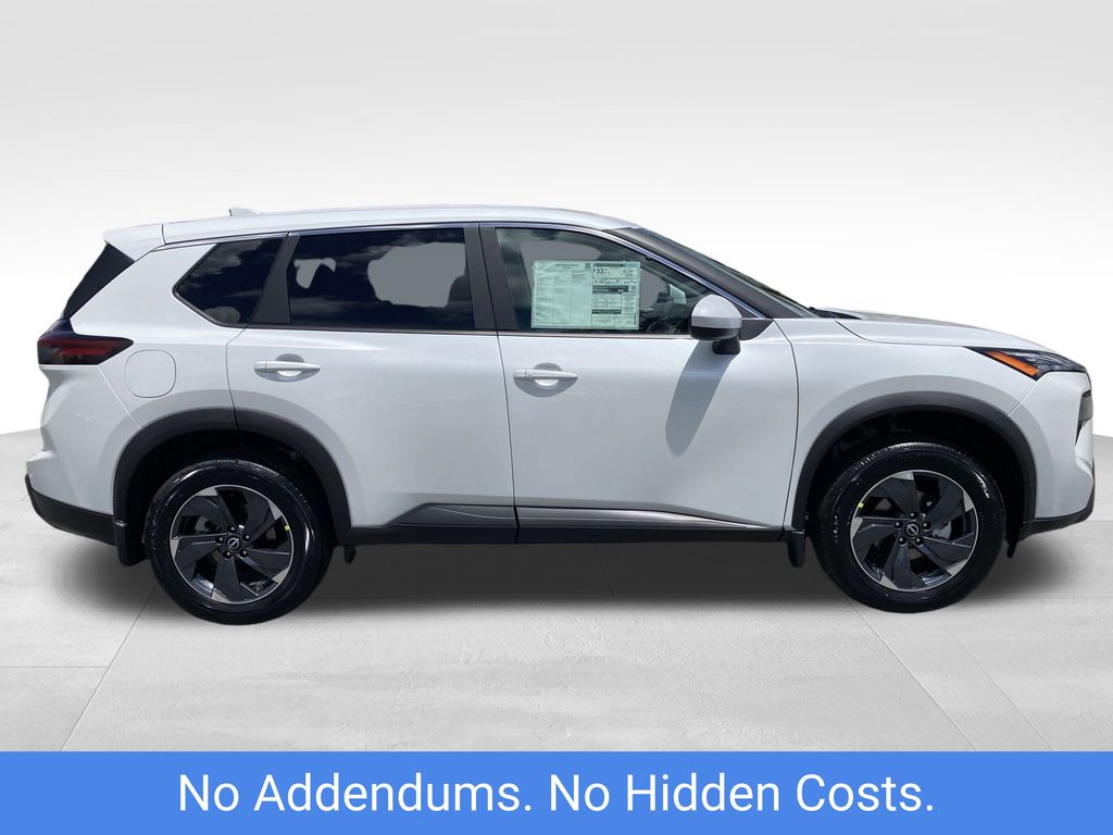 2025 Nissan Rogue SV photo 4