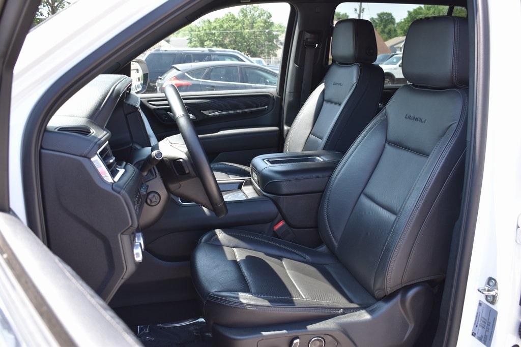 2023 Gmc Yukon XL Denali photo 10