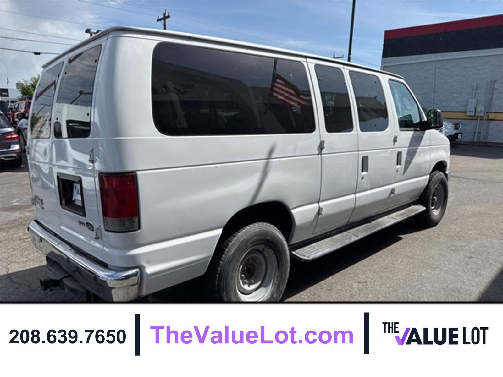 2014 Ford E-350 photo 4