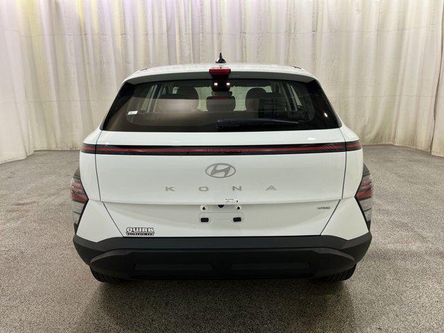 2026 Hyundai Kona SE photo 4
