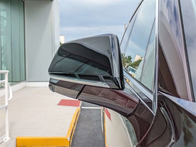 2025 Cadillac Escalade IQ Luxury photo 12