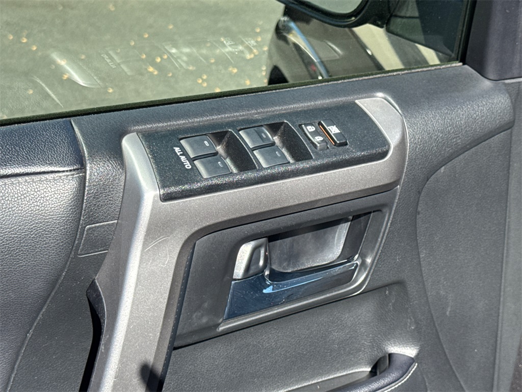 2023 Toyota 4Runner SR5 photo 27