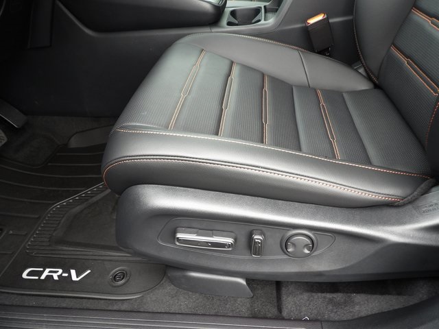 2026 Honda CR-V Hybrid Sport Touring photo 19