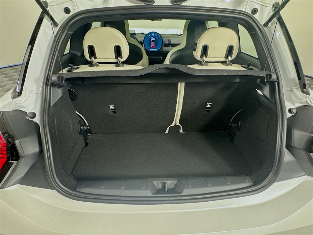 2025 Mini Cooper S Hardtop 2 Door photo 21