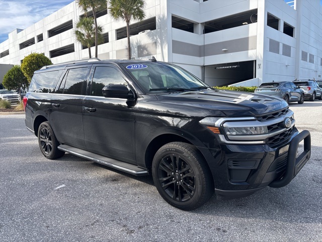 2022 Ford Expedition XLT's photo
