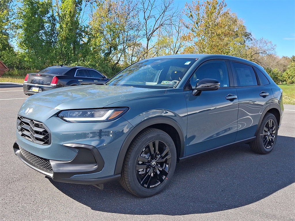 2026 Honda HR-V Sport photo 2