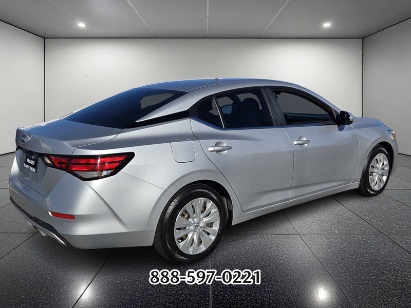 2022 Nissan Sentra S photo 3