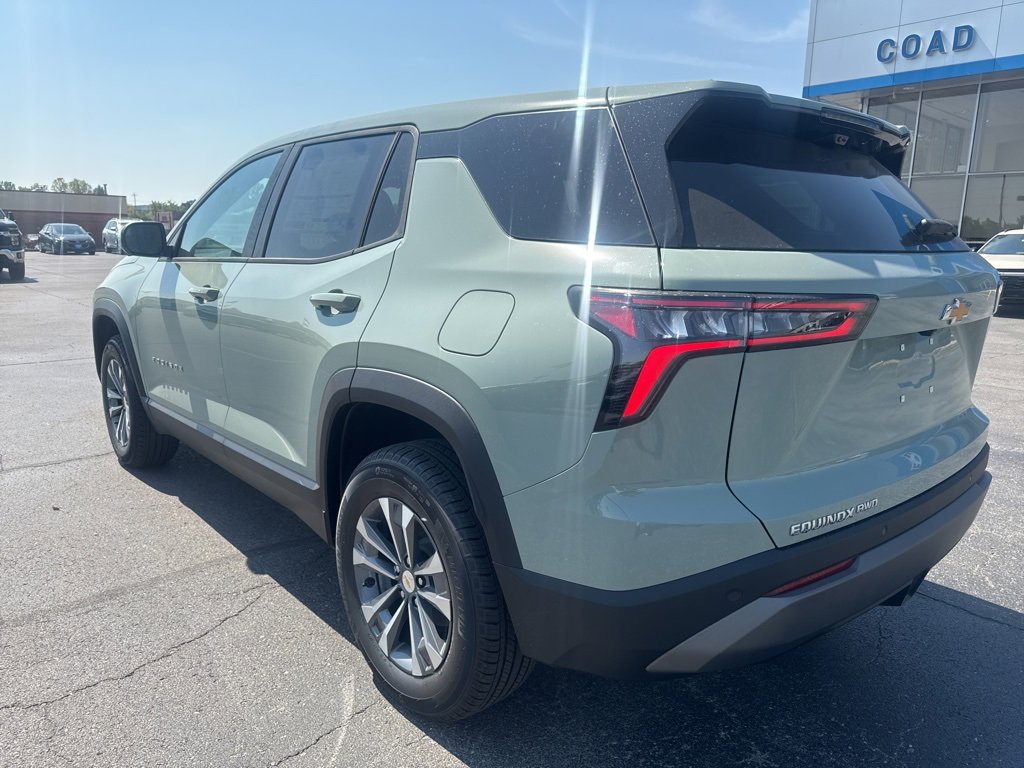 2026 Chevrolet Equinox LT photo 4