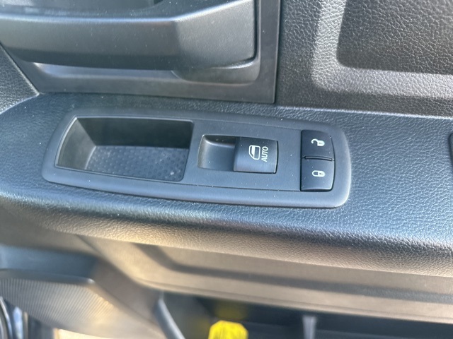 2017 Ram 1500 Express photo 16