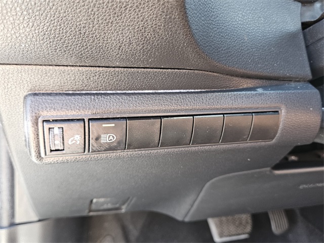 2021 Toyota Corolla LE photo 22