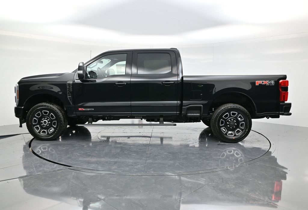 2026 Ford F-350 Platinum photo 7