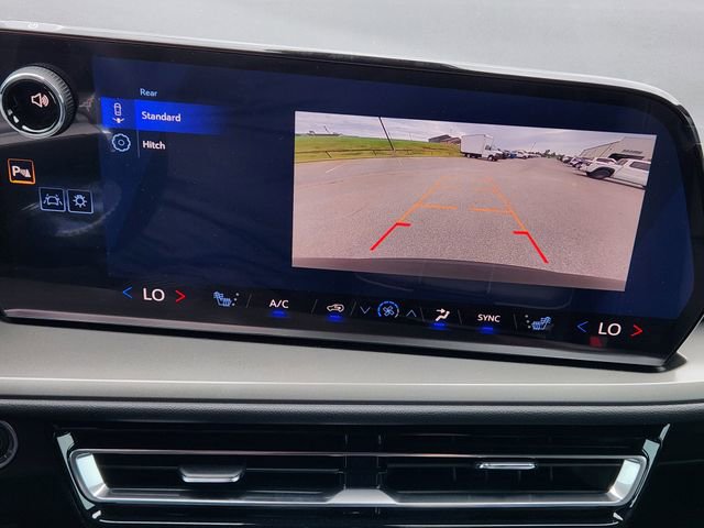 2026 Chevrolet Traverse photo 12