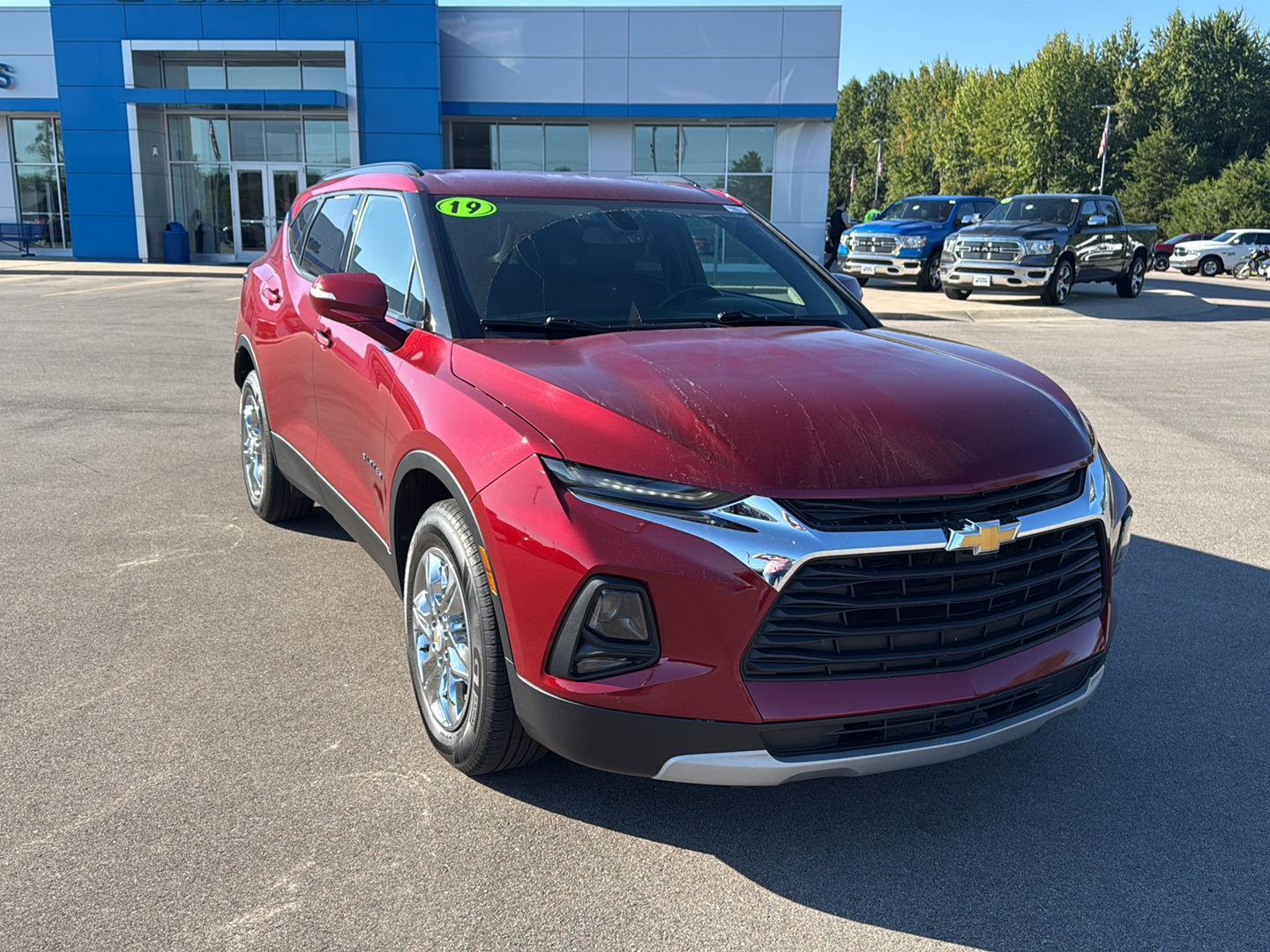 Used 2019 Chevrolet Blazer 3LT with VIN 3GNKBDRSXKS626897 for sale in Scottsburg, IN
