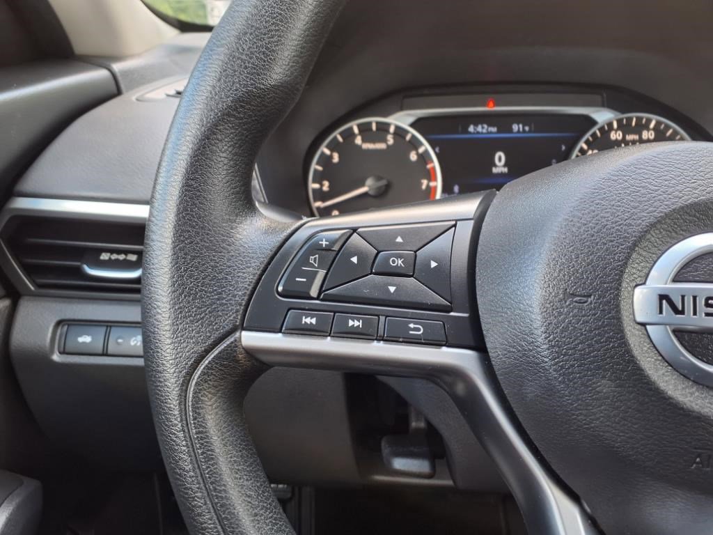2022 Nissan Altima 2.5 SV photo 22