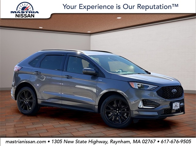 2022 Ford Edge ST-Line's photo