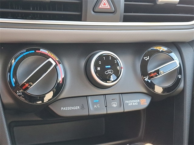 2020 Hyundai Kona SE photo 9