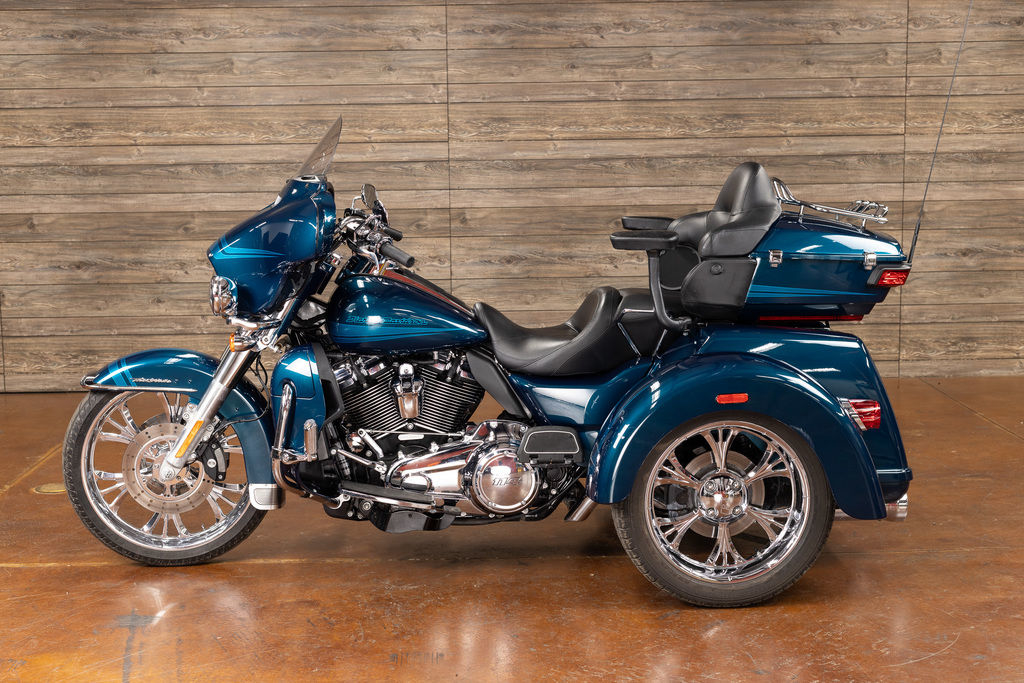 2020 harley davidson tri glide tahitian teal