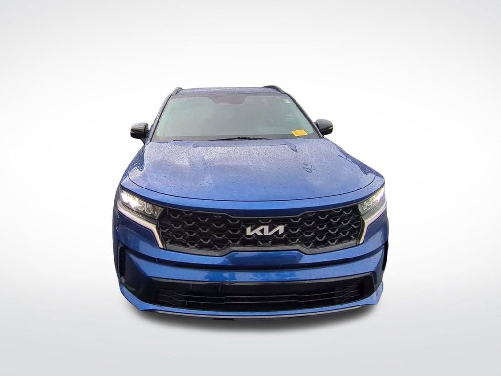 2023 Kia Sorento S photo 2