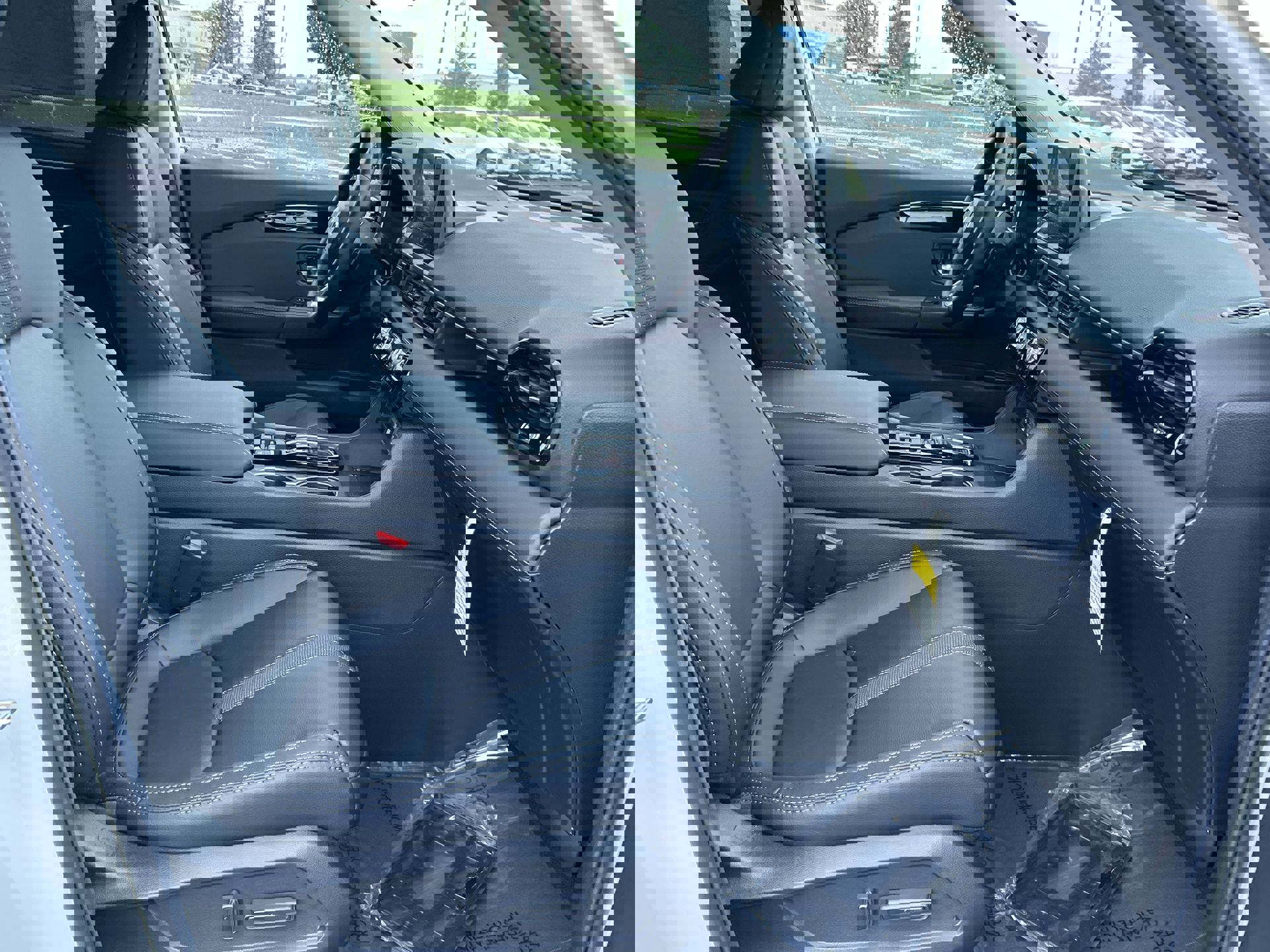 2025 Honda Pilot Touring photo 25