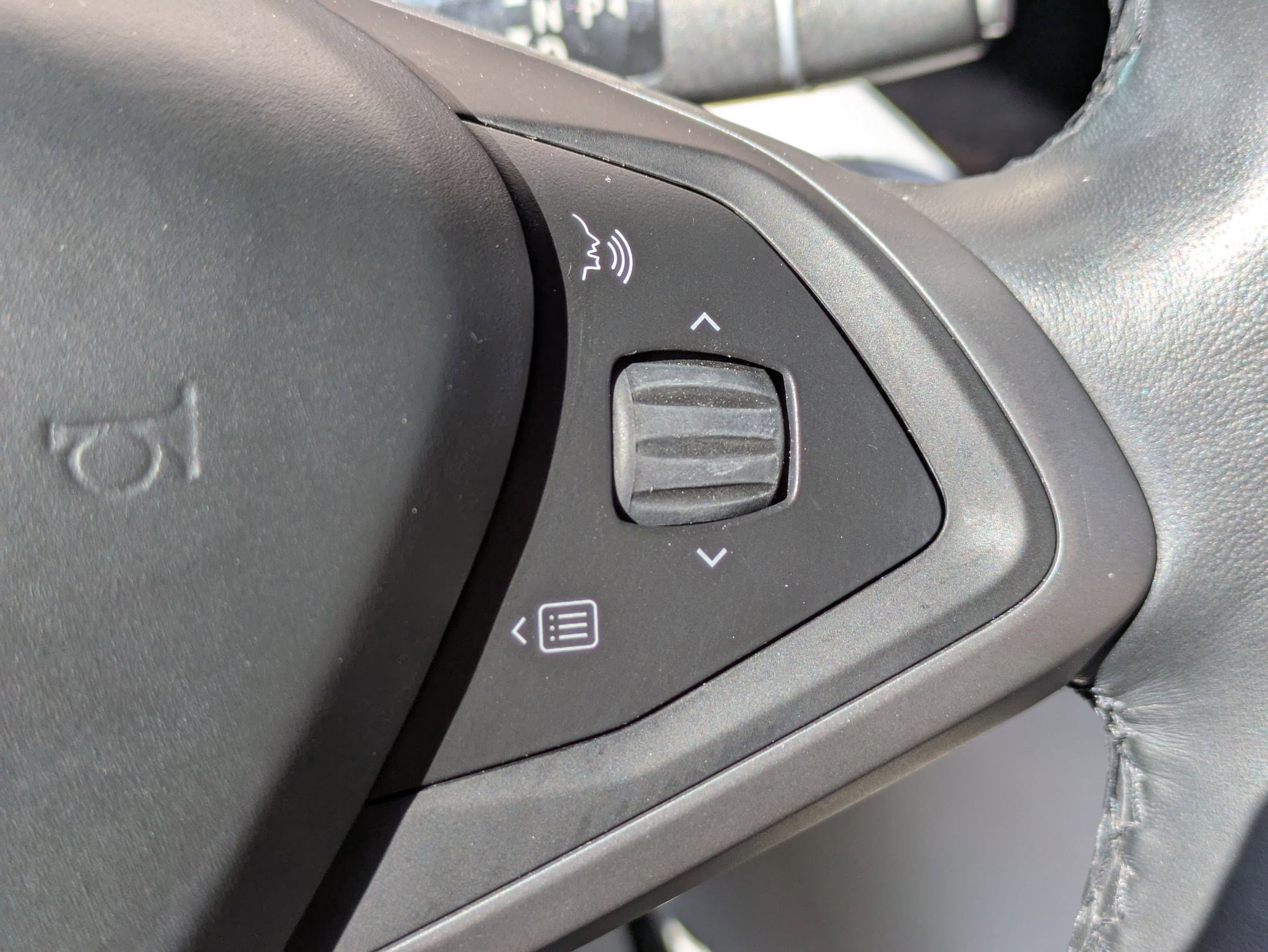 2018 Tesla Model X 100D photo 15