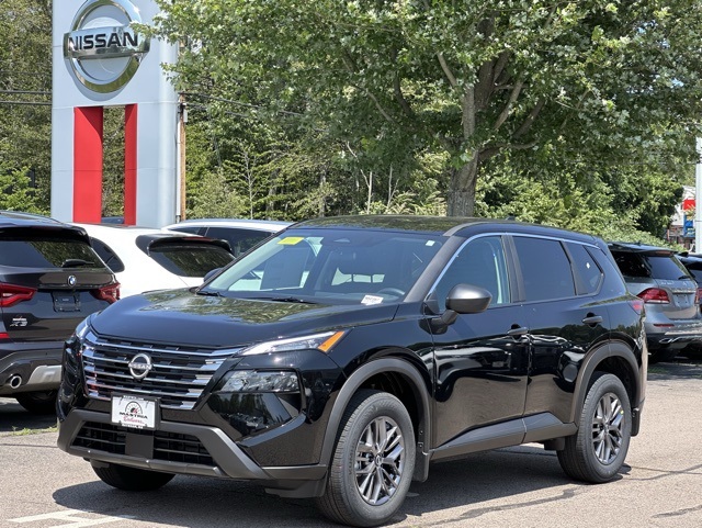 2025 Nissan Rogue S photo 4