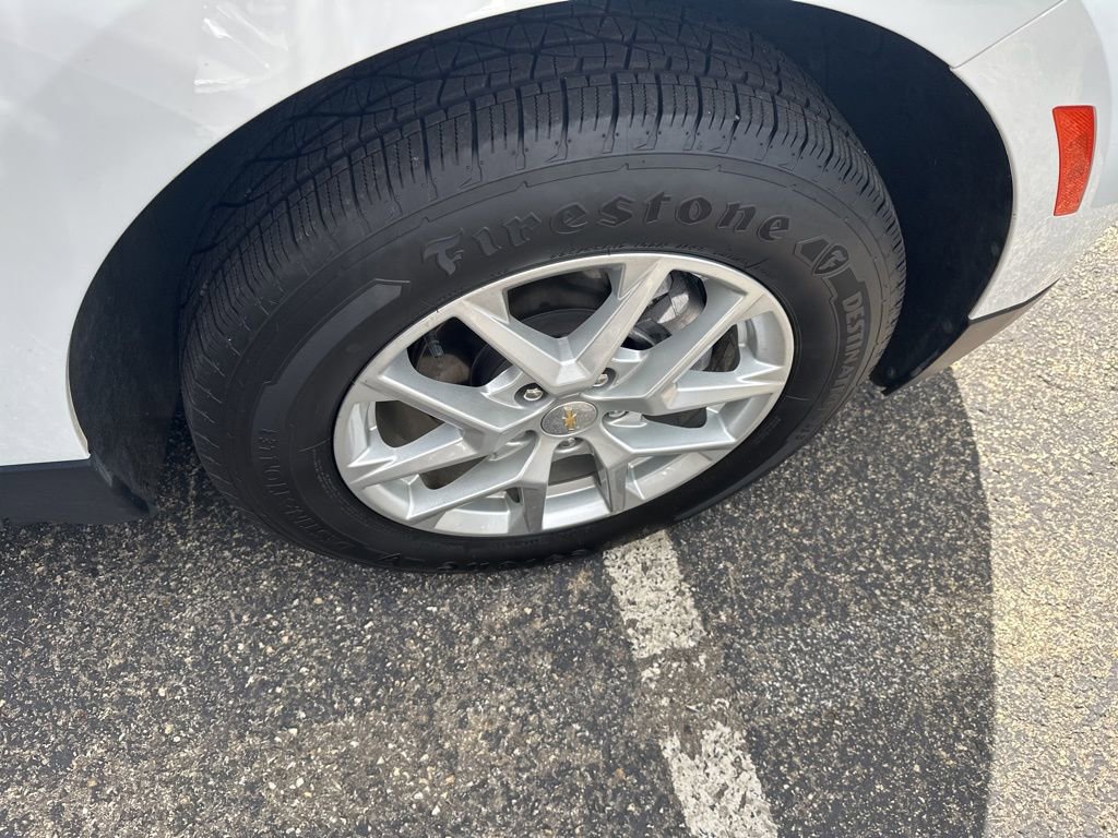 2023 Chevrolet Equinox LT photo 5