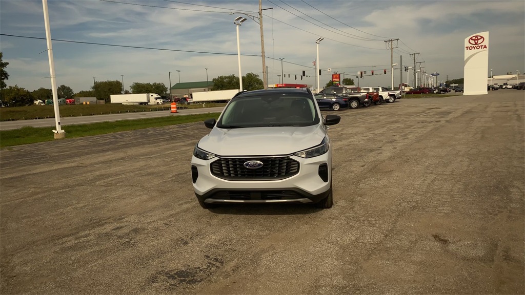 2025 Ford Escape Active photo 3